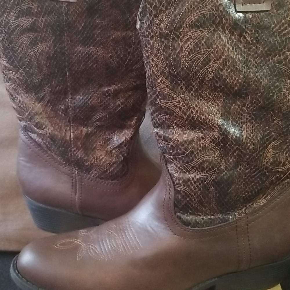 Women boots